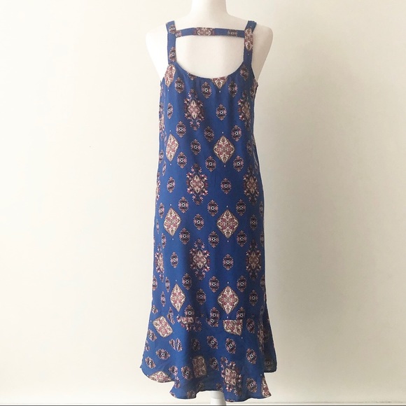 4/$20 🌴 Pink Rose | Printed Bar Back Shift Dress - Picture 5 of 12